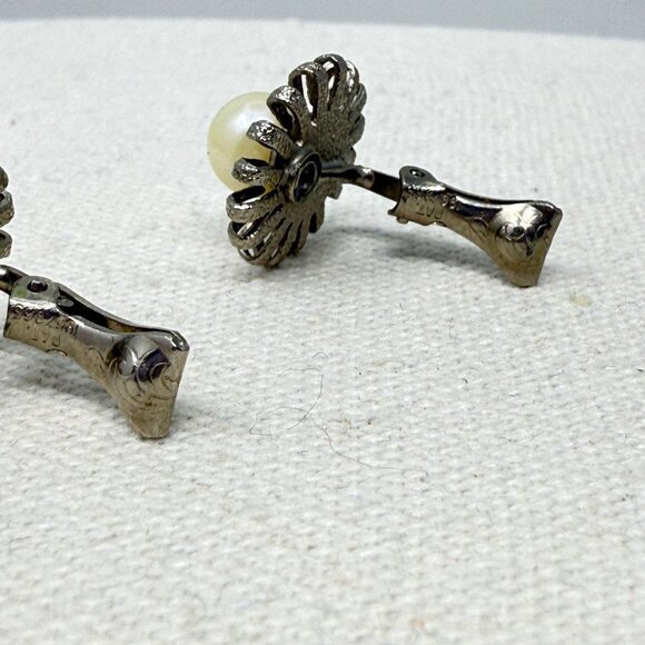 Vintage Starburst Earrings Imitation Pearl Silver-Tone Clip On‎ Retro Classic - Picture 7 of 9